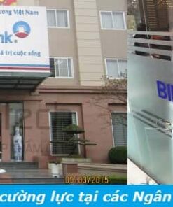 cửa kính tại ngân hàng