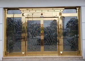 cua-kinh-thuy-luc-khung-inox